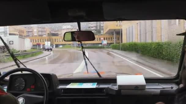 Városi Látképe Egy Polgári Védelmi Járműben Puch Mendrisiotto Mendrisio Svájc — Stock videók