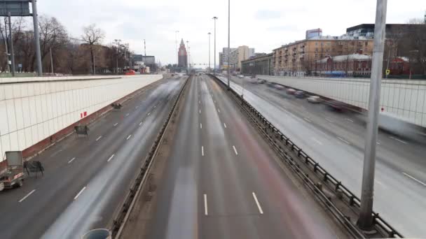 Timelapse Vista Del Tráfico Leningradsky Prospekt Moscú Rusia — Vídeos de Stock