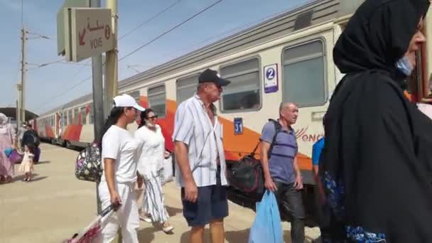 População Local Estação Ferroviária Asilah — Vídeo de Stock