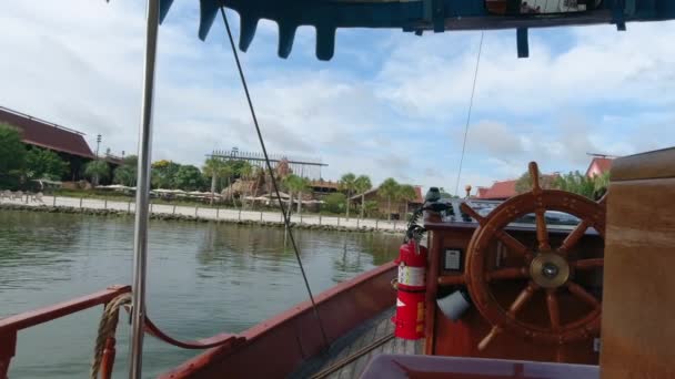 Een Beeldmateriaal Van Magic Kingdom Boat Ride Polynesian Village Grand — Stockvideo