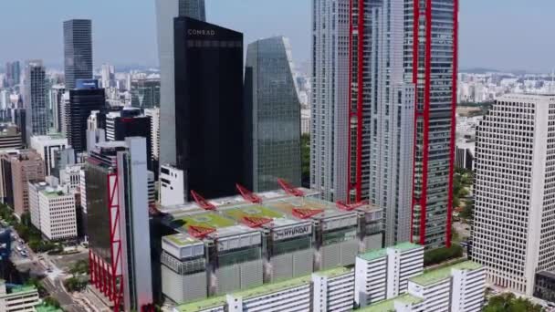 Vysokoúhlý Záběr Budovy Yeouido Proti Modré Obloze Slunečného Dne Jihokorejském — Stock video