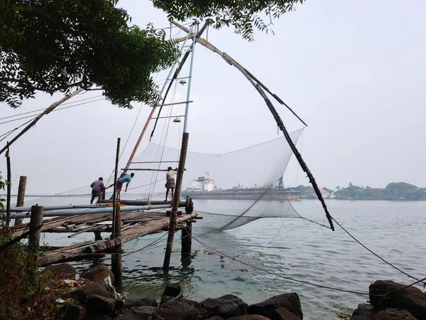 Uma Bela Foto Uma Rede Pesca Chinesa Pronta Para Ser — Fotografia de Stock
