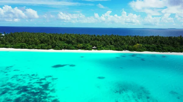 Malowniczy Widok Piękne Malediwy Spokojnym Oceanie Indyjskim — Zdjęcie stockowe