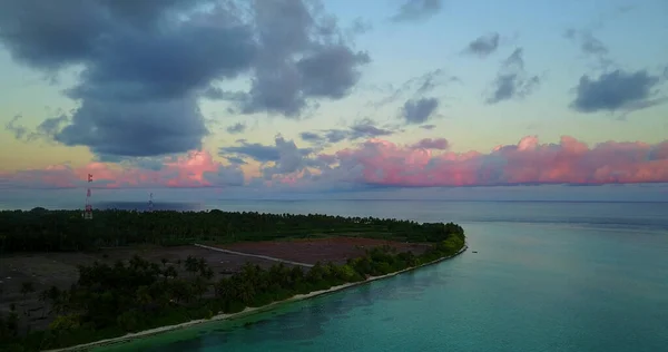 Breathtaking View Dark Sunset Clouds Sea Shore — Stock Photo, Image