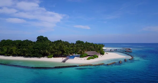 Flygfoto Över Havet Omgiven Växande Träd Maldiverna — Stockfoto
