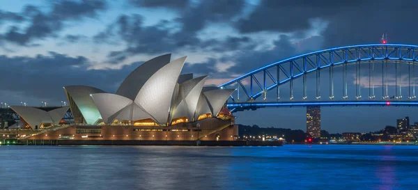 Een Sydney Harbour Bridge Beroemde Moderne Opera Huis Australië — Stockfoto
