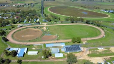Inverell, New South Wales, Avustralya 'daki sergilerin hava görüntüsü.