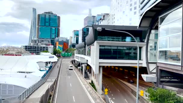 Pemandangan Mobil Yang Mengemudi Jalan Jalan Yang Sibuk — Stok Video