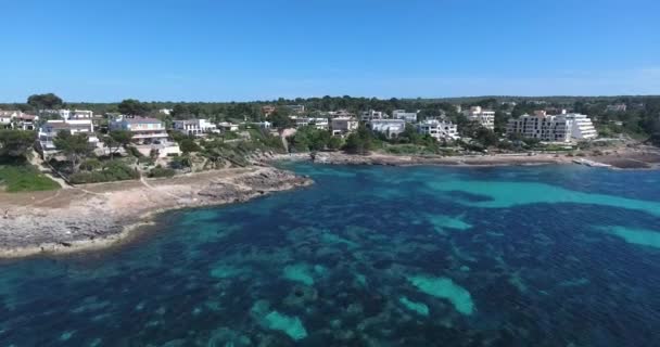 Uma Filmagem Aérea Belo Mar Dos Edifícios Palma Ilha Maiorca — Vídeo de Stock