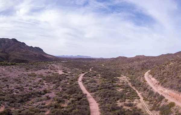 Schöne Aufnahme Eines Trockenen Zeltplatzes Arizona Mit Trockenen Pflanzen Und — Stockfoto