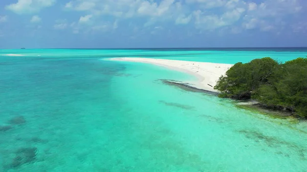 Ένα Βίντεο Drone Από Ένα Θαλάσσιο Πανόραμα Πράσινα Νερά Στην — Φωτογραφία Αρχείου