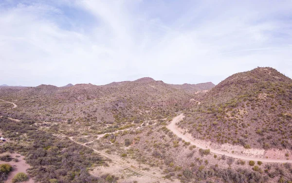 Beautiful Shot Dry Campground Arizona Dry Plants Mountain Cloudy Sky — Stock Photo, Image