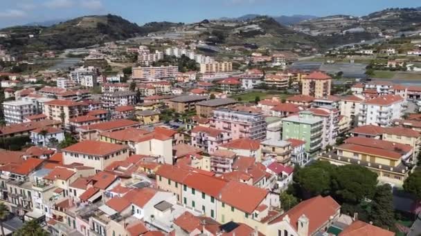 Metraje Aéreo Ciudad Riva Ligure Italia — Vídeos de Stock