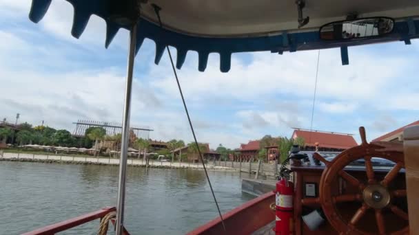 Een Beeldmateriaal Van Magic Kingdom Boat Ride Polynesian Village Grand — Stockvideo