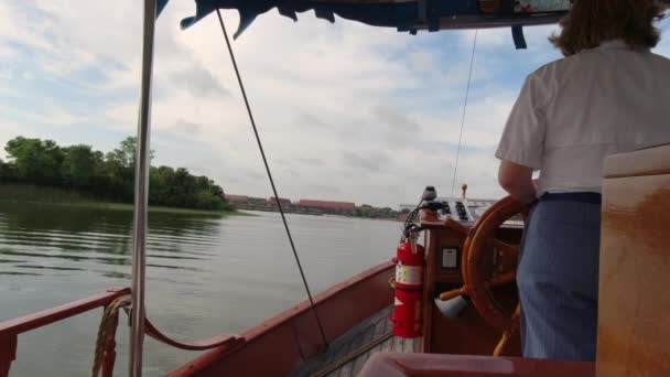 Een Beeldmateriaal Van Magic Kingdom Boat Ride Polynesian Village Grand — Stockvideo