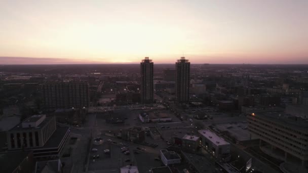 Krásný Výhled Panorama Města Indianapolis Při Západu Slunce Růžovým Obzorem — Stock video