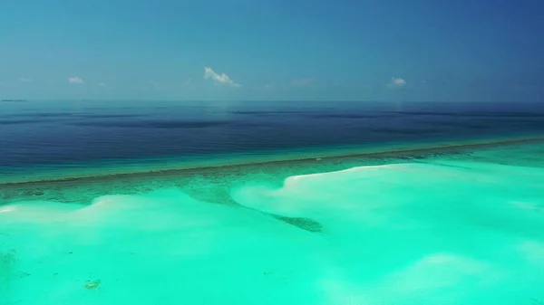 Drone Aereo Del Tranquillo Oceano Indiano Vicino Alle Maldive — Foto Stock