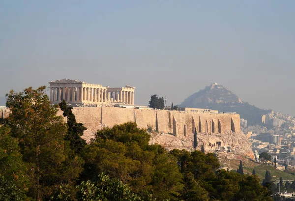 Γραφική Θέα Της Ακρόπολης Των Αθηνών Μια Ηλιόλουστη Μέρα — Φωτογραφία Αρχείου