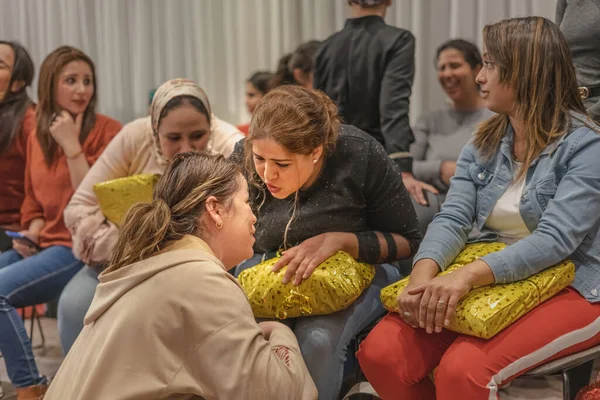 Gruppo Donne Che Festeggiano Giornata Della Donna Insieme Chiuso — Foto Stock