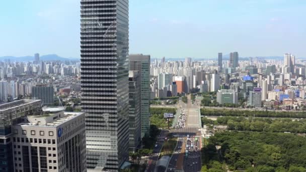 Una Toma Aérea Del Edificio Ciudad Yeouido Campo Verde Con — Vídeo de stock