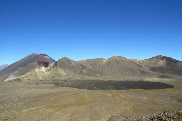 Eine Schöne Aufnahme Einer Bergigen Gegend Mit Vulkanen Tongariro Nationalpark — Stockfoto