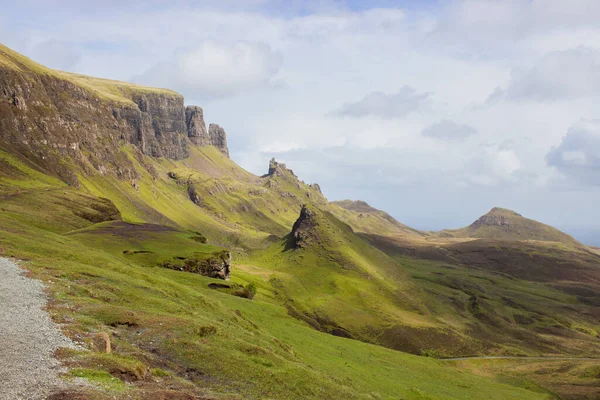 Uma Bela Vista Pico Montanha Storr Escócia — Fotografia de Stock