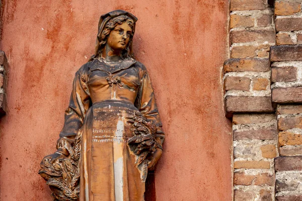 Closeup Shot Ancient Statue Rocca Brivio Italy — Stock Photo, Image