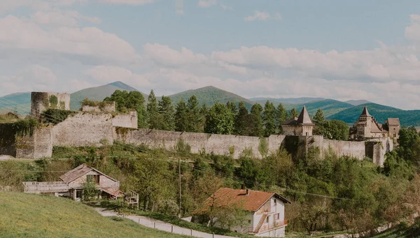 Malebný Pohled Hrad Ostrozac Bosně Hercegovině Zamračeném Pozadí Oblohy — Stock fotografie