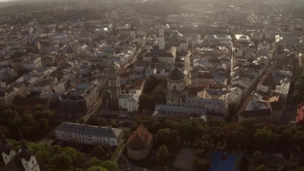 Widok Lotu Ptaka Pejzaż Lwowa Budynkami Ulicami — Wideo stockowe