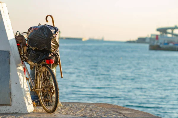 Fahrrad Mit Ausrüstung Und Stock Ausgestattet Die Straße Nach Santiago — Stockfoto