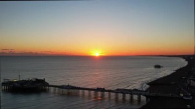 Brighton, İngiltere, Brighton İskelesi, sahil, okyanus, günbatımı denizde, sonbaharda, havadan