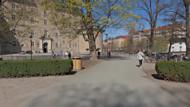 Του Πάρκινγκ Για Ποδήλατα Κάστρο Orebro Σουηδία — Αρχείο Βίντεο