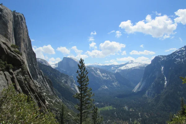 Widok Powietrza Pięknych Gór Parku Narodowym Yosemite Usa — Zdjęcie stockowe