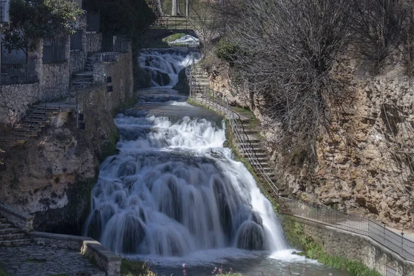 Uma Vista Fascinante Das Cachoeiras Rio Cifuentes Castilla Leon Espanha — Fotografia de Stock