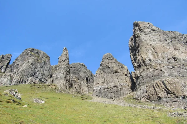 Wyspa Skye Tle Błękitnego Nieba Szkocji — Zdjęcie stockowe