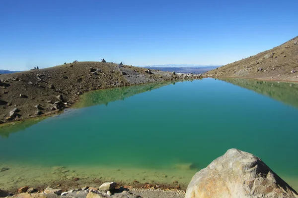 Vacker Bild Liten Grön Sjö Ett Bergigt Område Tongariro National — Stockfoto