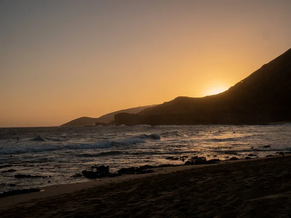 夏威夷奥胡岛南海岸日落时的海浪景致 — 图库照片