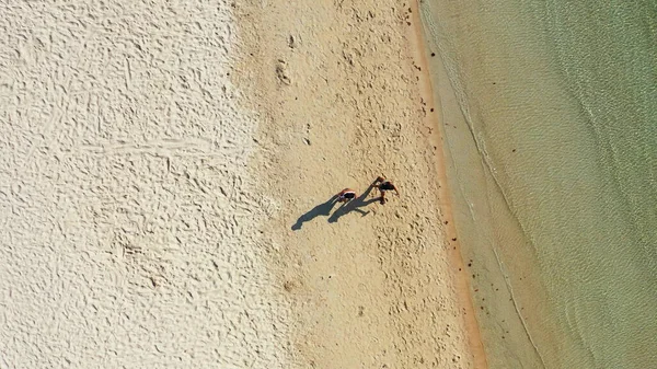 Aerial Shot Two Caucasian Girls Swimsuits Walking Sandy Beach Koh — Stock Photo, Image