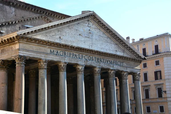 Alacsony Látószögű Kép Pantheon Épületről Rómában Olaszországban — Stock Fotó
