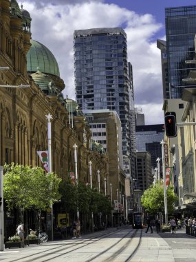Sydney, Avustralya 'da gökdelenlerin ve iş binalarının güzel bir görüntüsü.