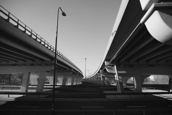 Uma Ponte Rodoviária Sobre Rua Inflancka — Fotografia de Stock