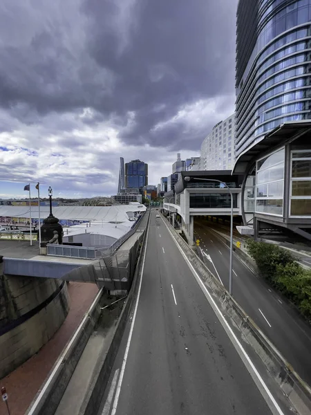 Eine Schöne Aufnahme Von Geschäftsgebäuden Wolkenkratzern Unter Blauem Himmel Sydney — Stockfoto