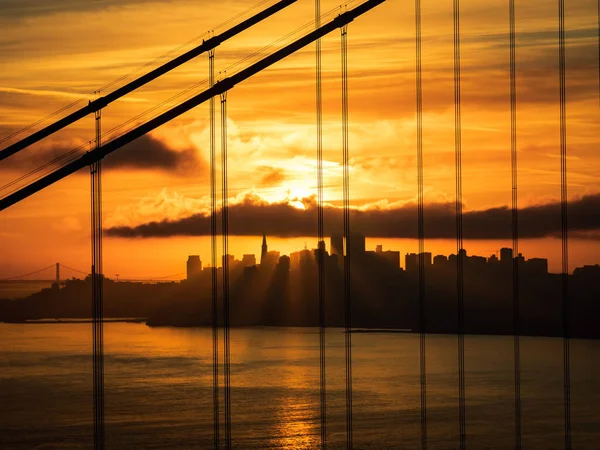 Blick Auf Die Silhouette Der Stadt Bei Sonnenuntergang Von Der — Stockfoto