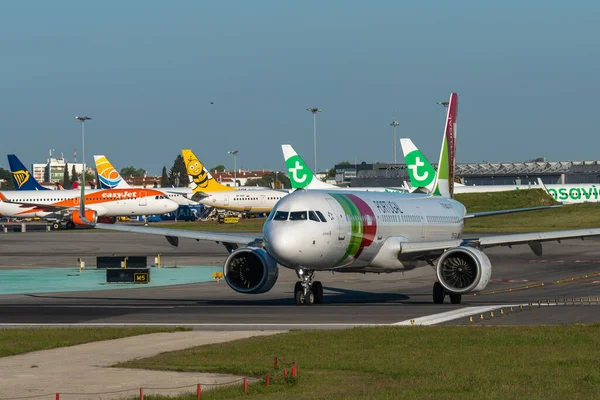 Avião Tap Air Portugal Pista Aguardando Ordens Para Decolar — Fotografia de Stock