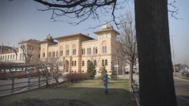 Bosna-Hersek 'in Brcko semtindeki belediye binası