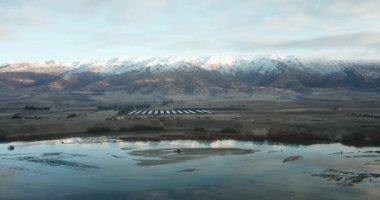 Wanaka yakınlarında Pisa 'nın insansız hava aracı atışı.