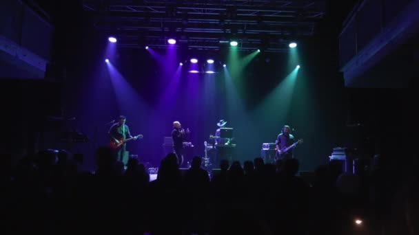 Pohled Novou Vlnovou Kapelu Hrající Poppodiu Volt Sittard Nizozemsko — Stock video