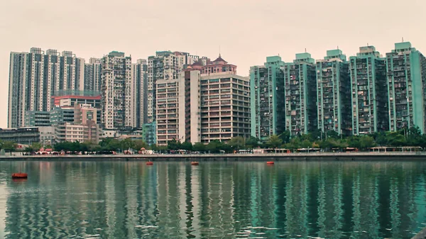 Budynki Nadmorskie Odbiciem Makau Chiny — Zdjęcie stockowe