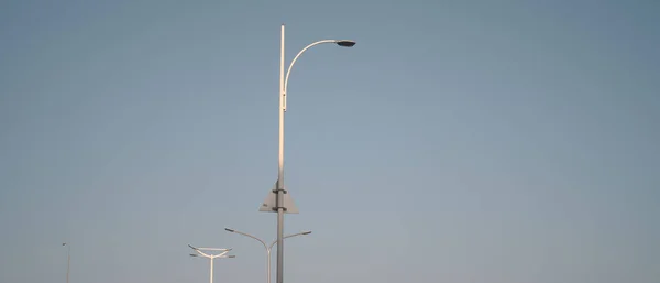 一张铝制街灯的漂亮照片 — 图库照片