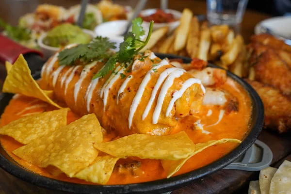 Closeup Mexican Food Enchilada Nachos Hot Pan — Stock Photo, Image